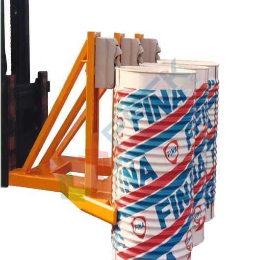 Pinza meccanica trifusto inforcabile, presa a bordo, mis. 1380 L x 1525 P x 840 H mm, portata 3000 Kg vendita, produzione, prezzi e offerte
