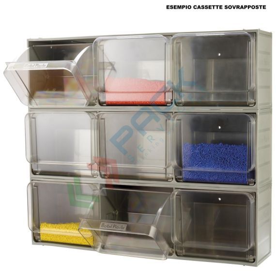 Cassettiera porta minuteria in plastica (PET), con 5 cassetti, Mis. 600 L x 133 P x 132 H mm, colore grigio chiaro, Tipologia: Cassettiera Crystal Box, Versione: Profondità 13,3 cm, Cassetti/e nr.: 5, Colore: Grigio Chiaro, 6 image vendita, produzione, prezzi e offerte