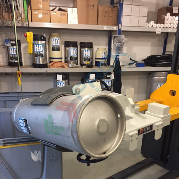 Girafusti manuale laterale a diametro variabile, in acciaio verniciato, inforcabile, Mis. 1750 L x 750 P x 450 H mm, ideale per fusti in metallo e plastica, 4 image vendita, produzione, prezzi e offerte