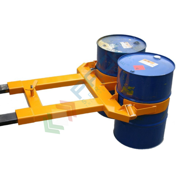 Pinza bifusto inforcabile per la presa centrale, in acciaio verniciato, Mis. 1520 L x 1300 P x 210 H mm, ideale per fusti in metallo vendita, produzione, prezzi e offerte