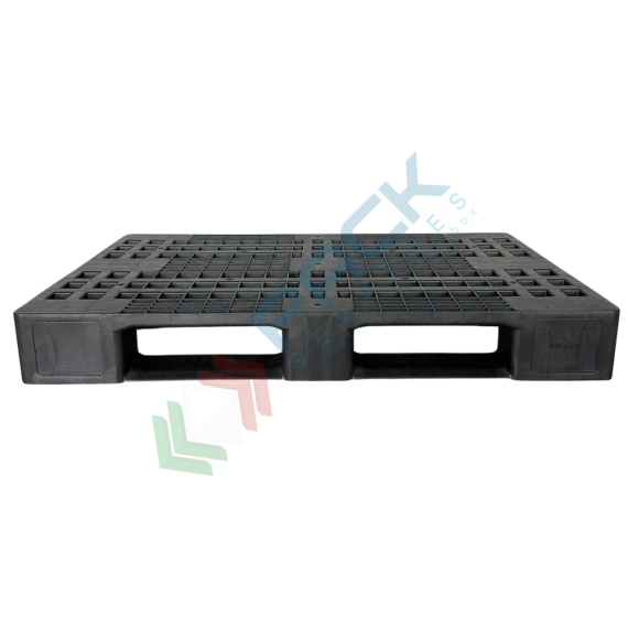 Pallet in plastica riciclata (PP), Mis. 800 L x 1200 P x 150 H mm, con 3 traverse, piano forato, portata statica 5000 Kg, portata dinamica 1500 Kg, portata su scaffale 600 Kg, Tipologia: Pallet per Magazzino, Mis. Base (cm): 80 x 120, Piano Superiore: Forato, Base d’Appoggio: 3 Traverse, Portata Statica (Kg): 5000, Portata Dinamica (Kg): 1500, Portata su Scaffale (Kg): 600, Altezza (cm): 15, 7 image vendita, produzione, prezzi e offerte
