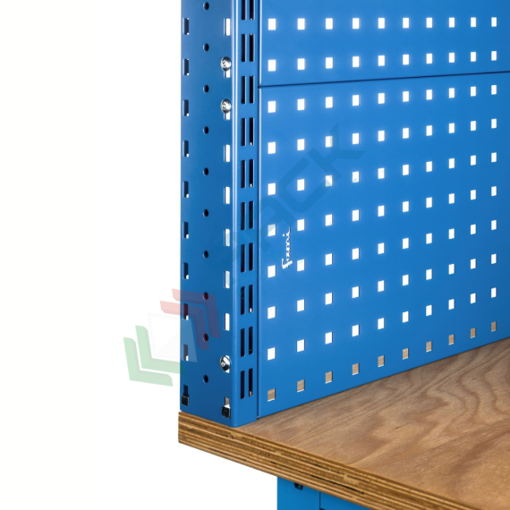 Banco da lavoro piano in legno con gambe regolabili, parete attrezzata, 3 armadi con porta parziale e 1 cassetto, Mis. 2000 L x 750 P x 740/1100 H mm, colore blu, Tipologia: Banco con Parete, Gambe: Regolabili, Materiale Piano: Legno, Larghezza (cm): 200, Versione: 3 Cassetti + 3 con Porta, Colore: Blu, 25 image vendita, produzione, prezzi e offerte